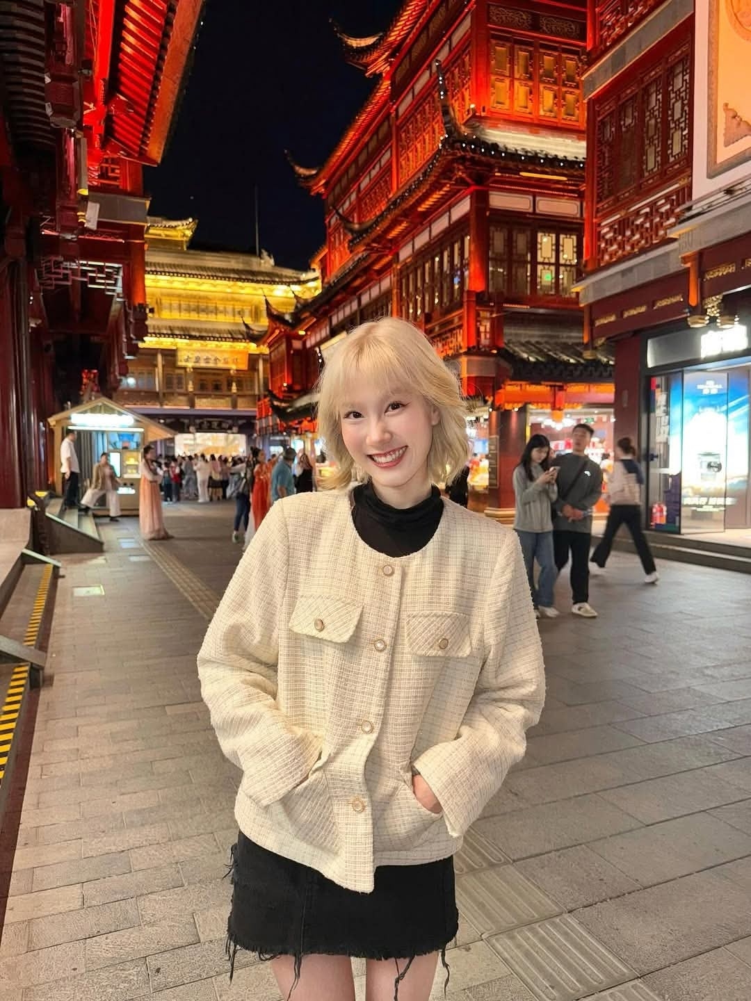 คลิปหลุด – น้องโนเบล มัจฉะลาเต้ ที่กำลังเป็นข่าว โดนไอ้ธีร์ นักร้องดังเย็ดสนั่น หน้าอย่างเงี่ยน!